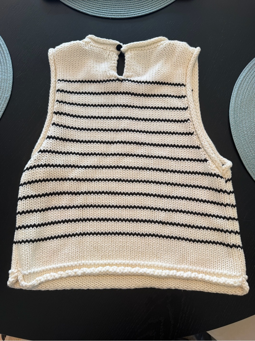 Sleeveless Striped Knit Tank Top - Cream and Black